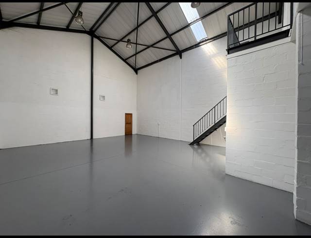200M² WAREHOUSE TO LET IN ASLA PARK